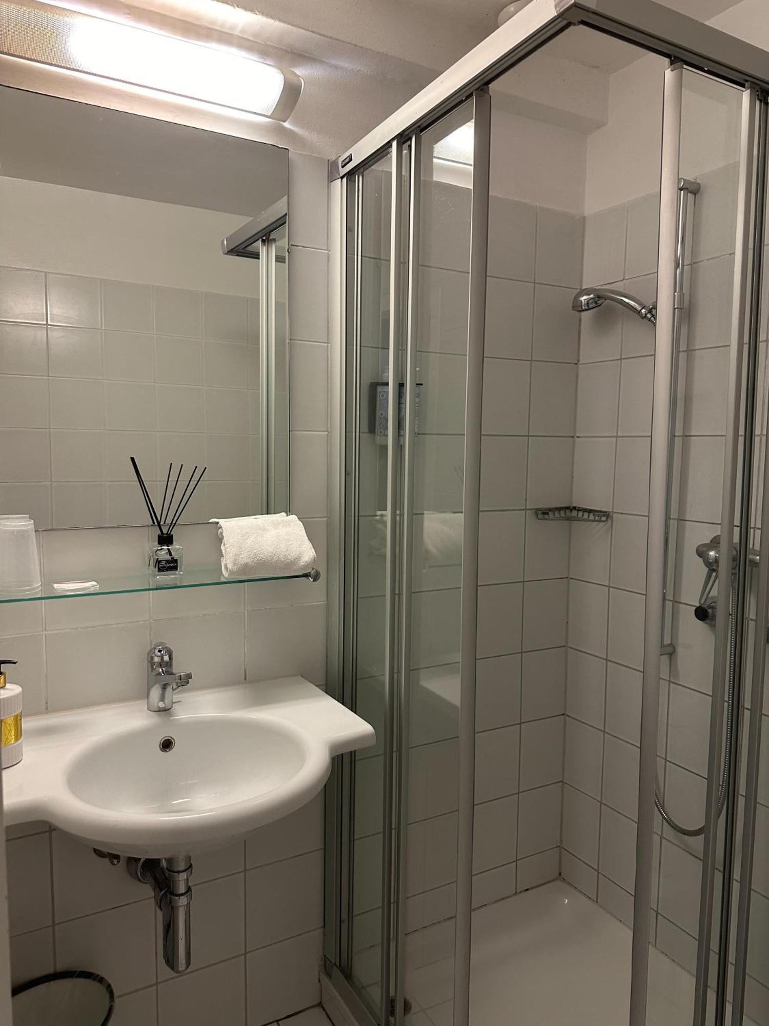 Nydeck Hotel Bern Buitenkant foto